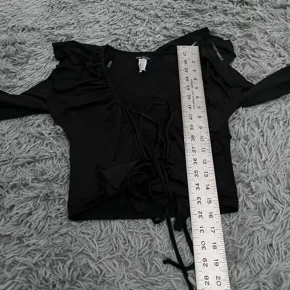 Top Chic Vintage 90s Black Lace Up Long Sleeve Crop Top Women’s Medium Grunge - Picture 4 of 6